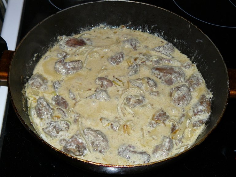 Рецепт печени в сливочном соусе с фото пошагово